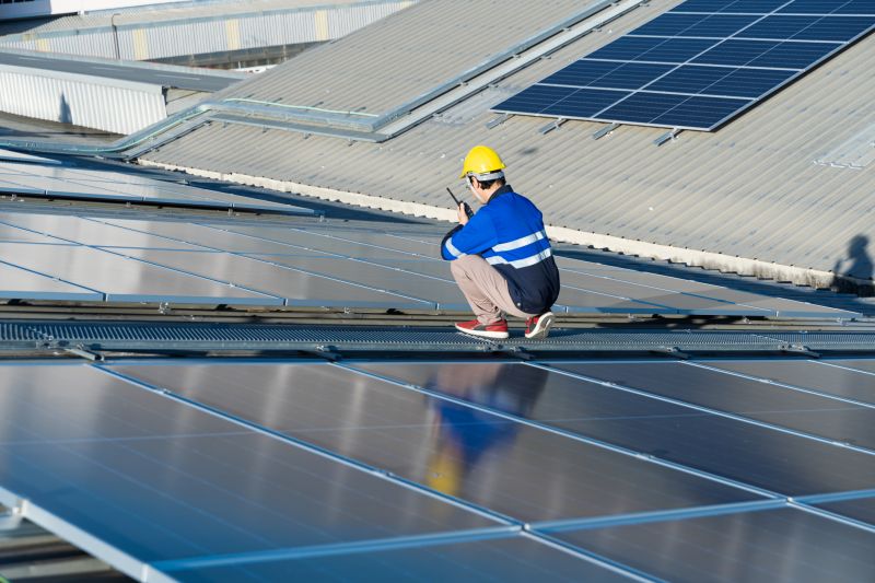Roof Solar Panel Repair