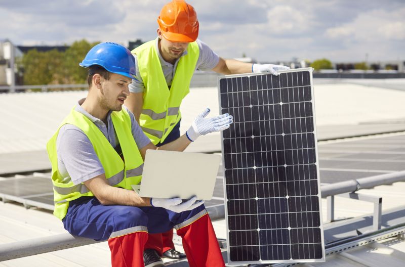 Roof Solar Panel Repair