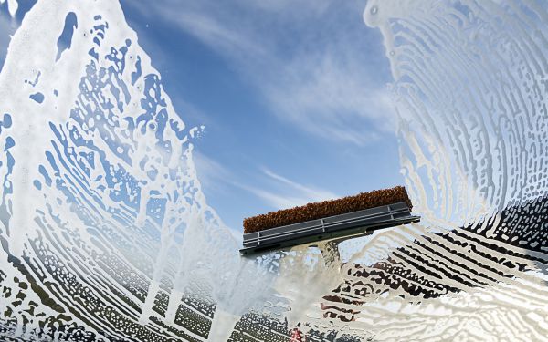 Exterior Window Washing