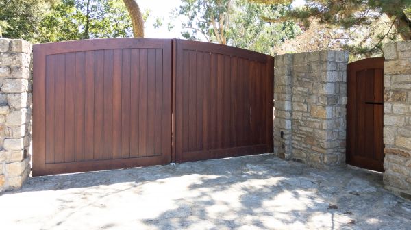 Gate Refurbishment