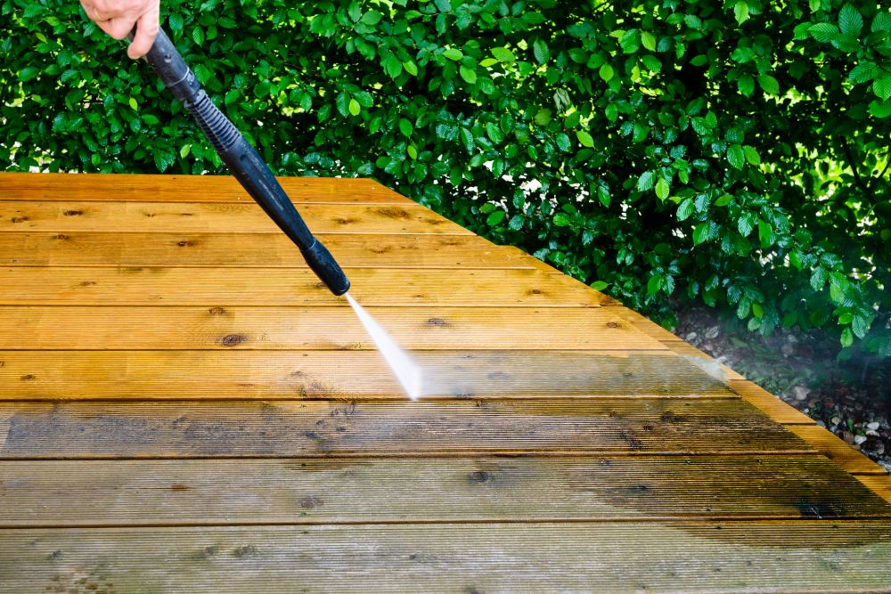 Deck Cleaning Service