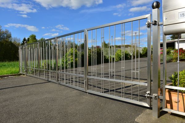 Stainless Steel Fence Install